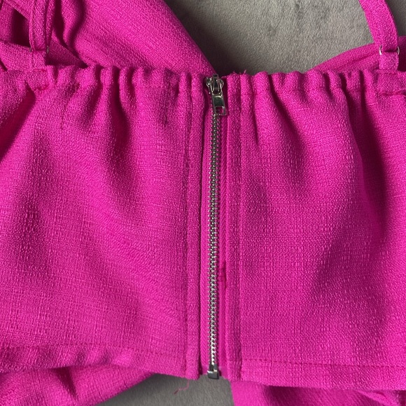 Adorable pink bow top!! M - Picture 6 of 7